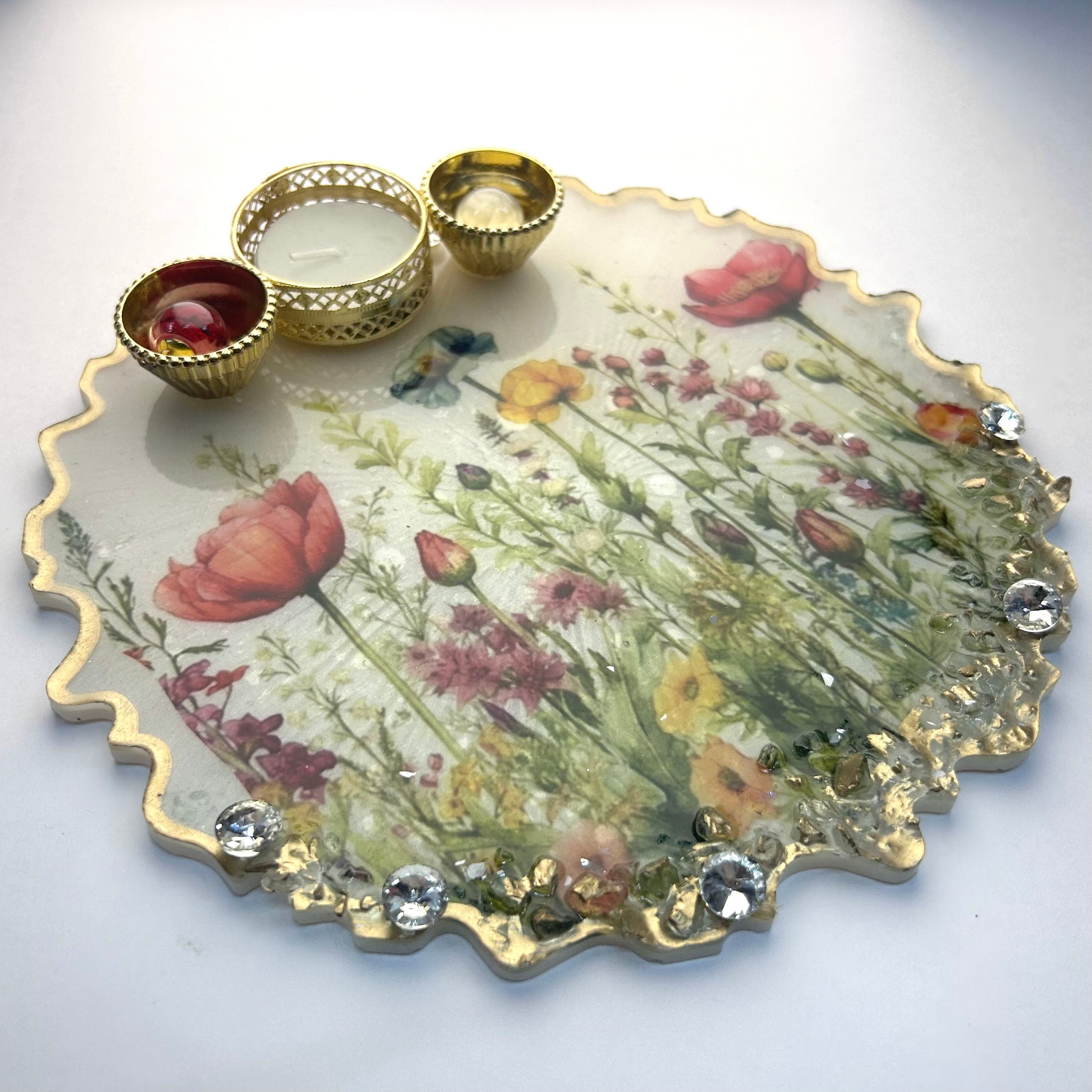 8-Inch Wildflower Resin Pooja Thali with Diya Holders | Luxury Aarti Tray - Purperellaa