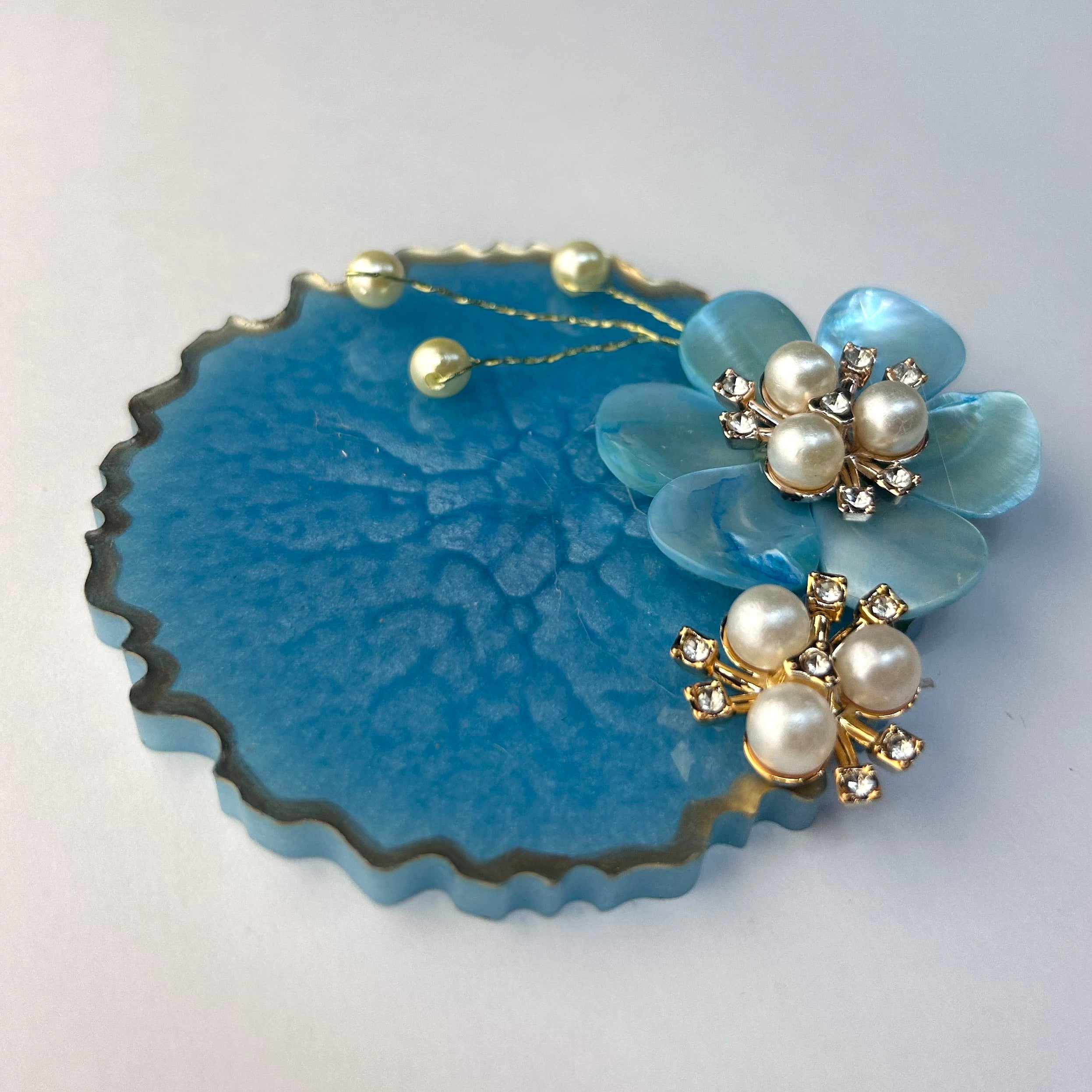 Blue Resin Gini Platter 3-Inch for Wedding Shagun | Luxury Silver Coin Gifting Tray - Purperellaa