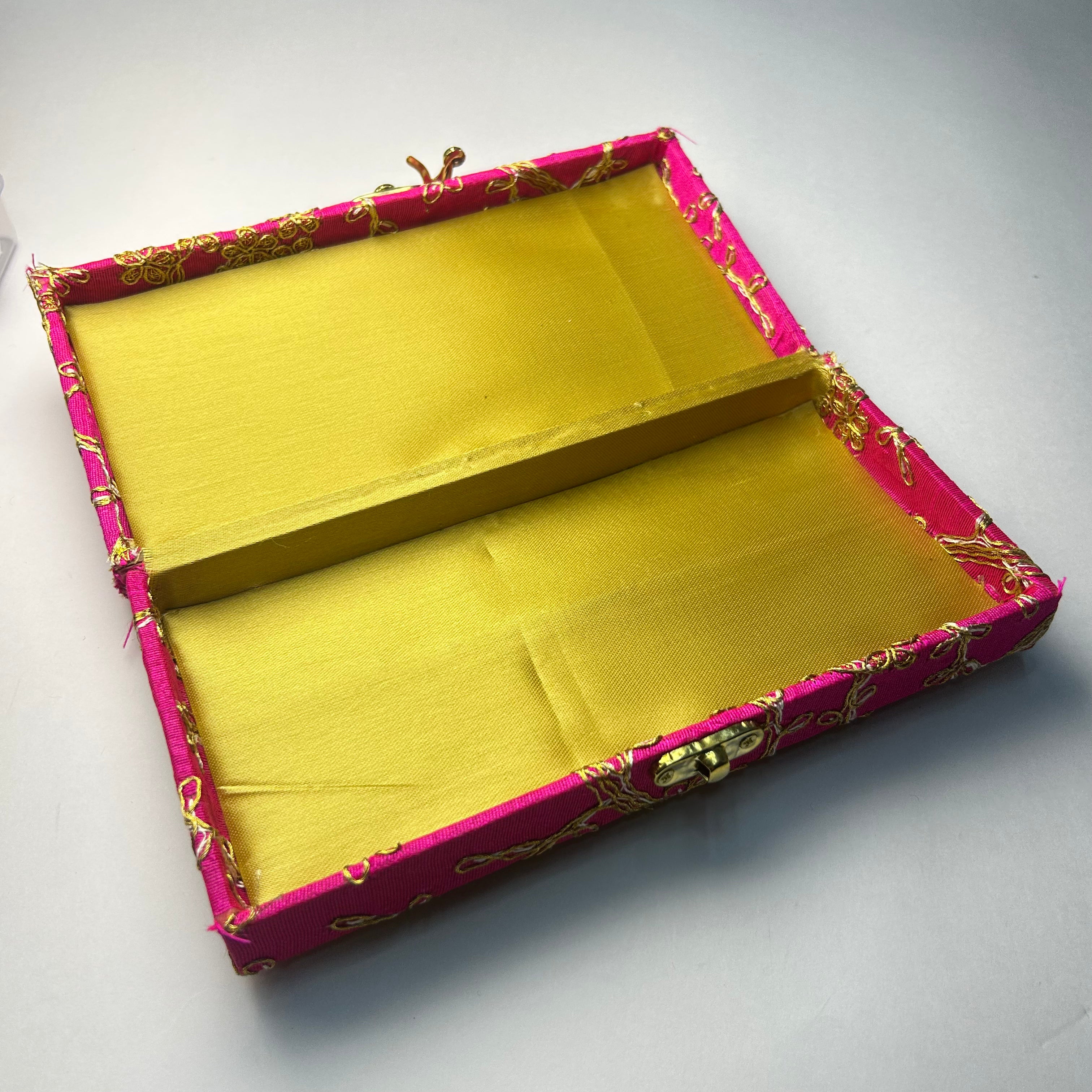 Royal Pooja Gaddi Box
